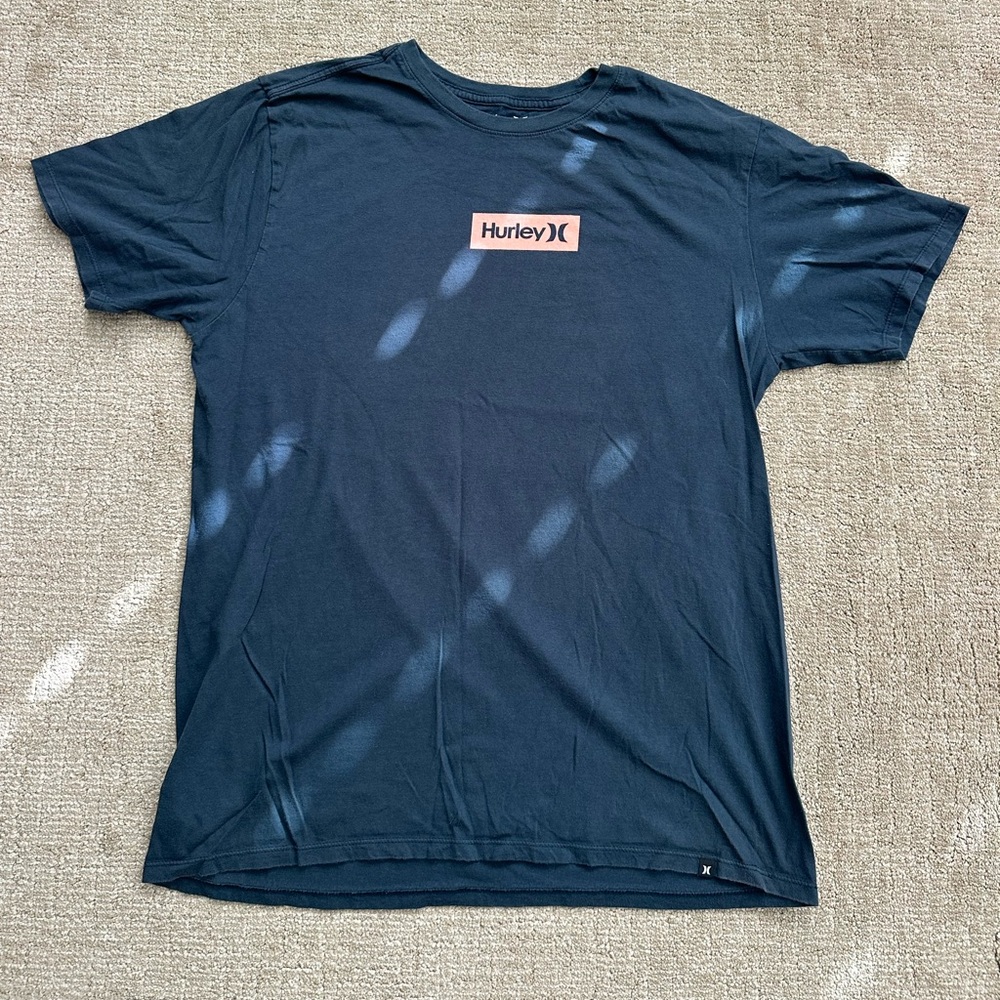 Hurley Men's Dark Blue Tee with Red Logo
